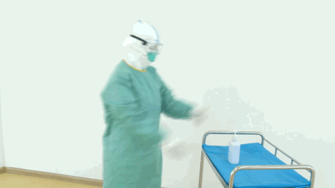 Correct video of taking off disposable protective clothing